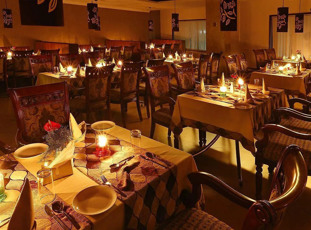 Spice Grove Hotel Thekkady India