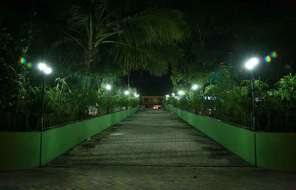 Spice Grove Hotel Thekkady 4*,  India