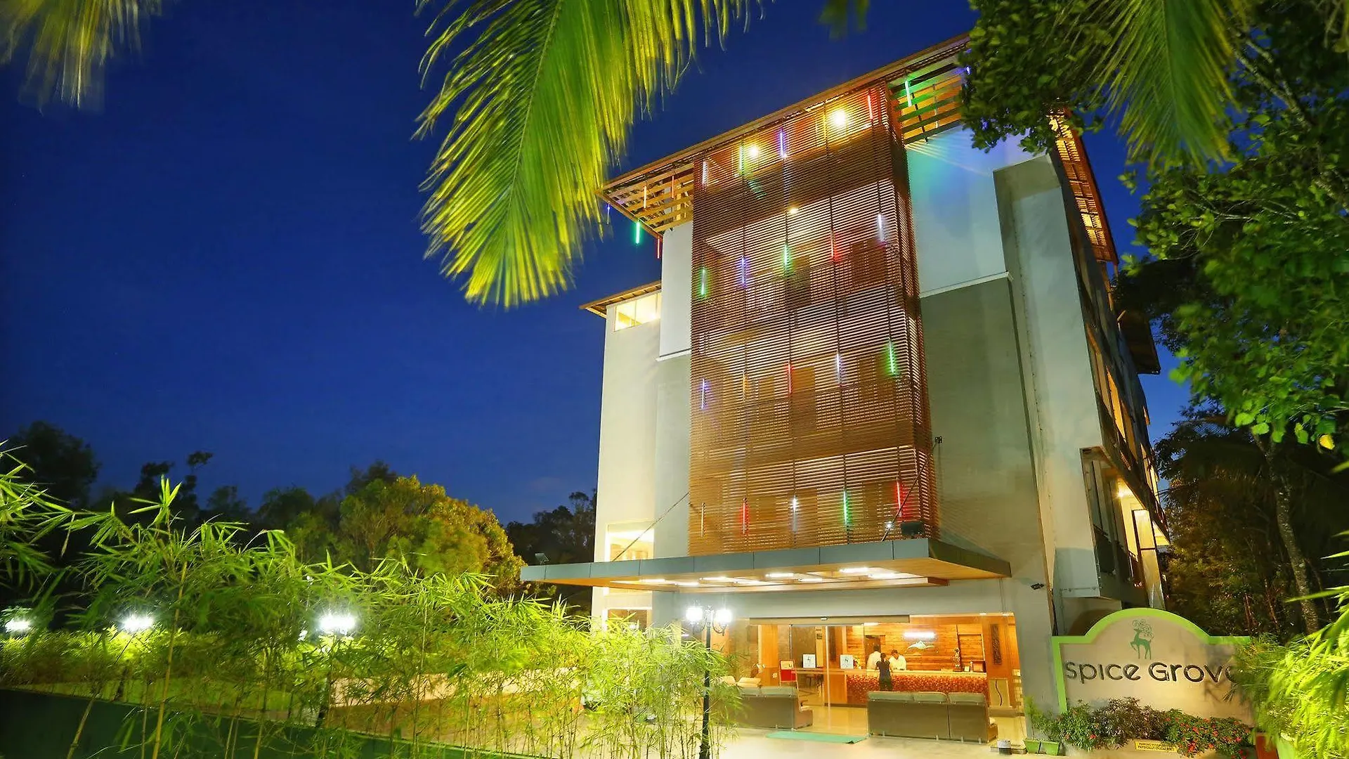 Spice Grove Hotel Thekkady